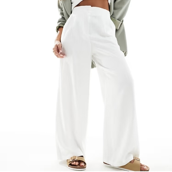 Source Unknown Pants - Elegant White Linen Wide-Leg Pants Size Medium NWOT